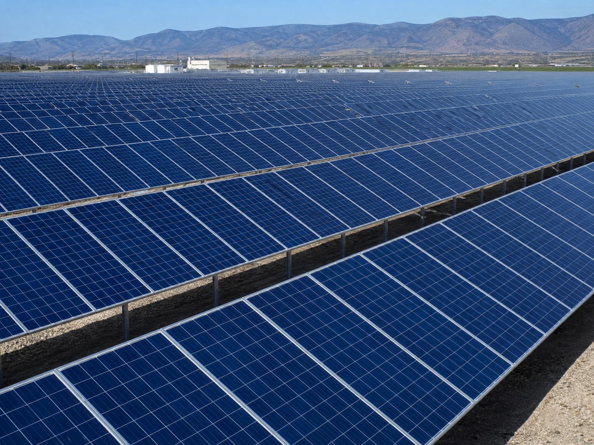 Solar Panels & PV Modules